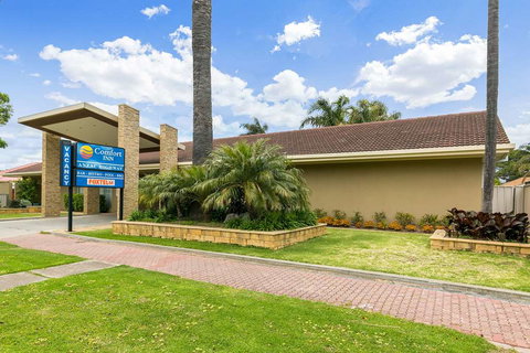 Comfort Inn - Accommodation QLD 2
