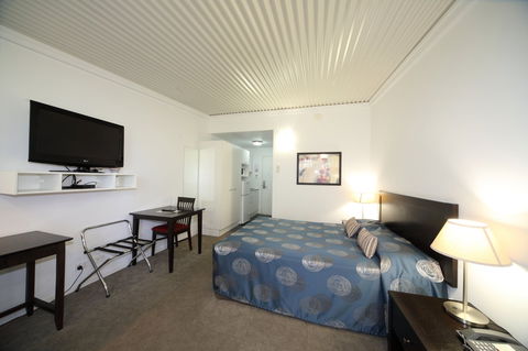 Route 66 Motor Inn - Accommodation QLD 2