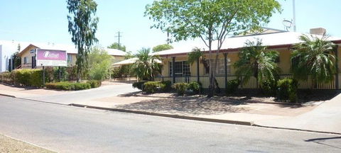 Outback Motel - Accommodation QLD 1