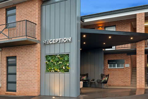 Bluegum Motel - Accommodation QLD 1