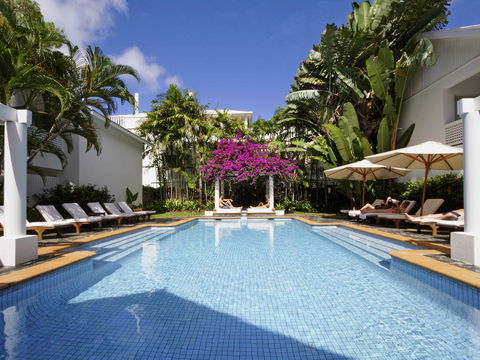 The Reef House - Accommodation QLD 0