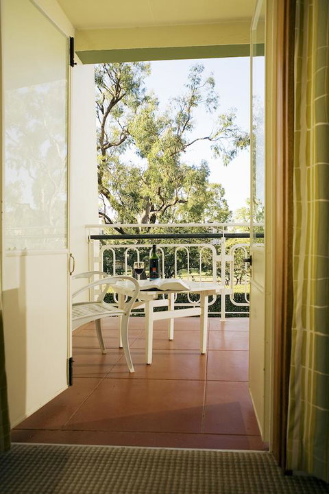 University House - ANU - Accommodation QLD 16