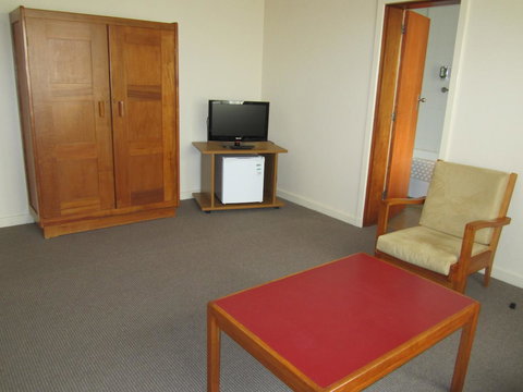 University House - ANU - Accommodation QLD 41