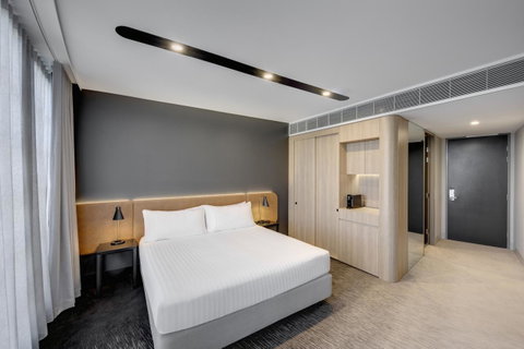 Vibe Hotel Canberra - Accommodation QLD 11