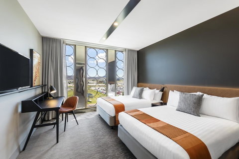 Vibe Hotel Canberra - Accommodation QLD 17