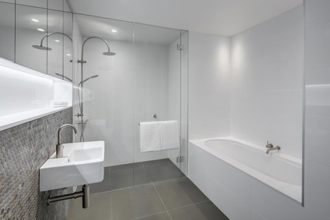 Vibe Hotel Canberra - Accommodation QLD 32