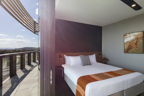 Vibe Hotel Canberra - Accommodation QLD 10
