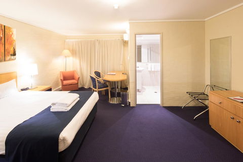 Ibis Styles Canberra - Accommodation QLD 1
