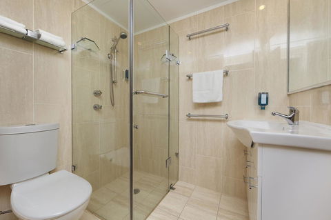 Ibis Styles Canberra - Accommodation QLD 22