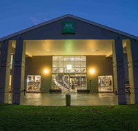 ibis Styles Canberra - Accommodation QLD