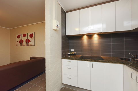 Ibis Styles Canberra - Accommodation QLD 12