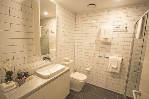 Greenwich Apartment - Accommodation QLD 6