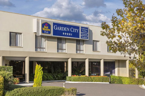 Garden City Hotel, Best Western Signature Collection - Accommodation QLD 14