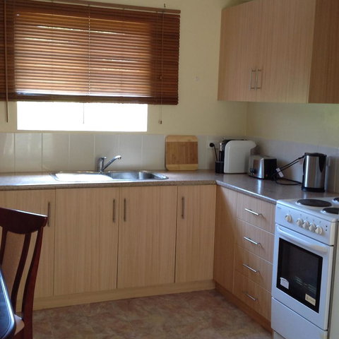 The Cook Cottage - Accommodation QLD 2