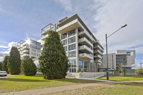 Realm Park 39 Barton ACT - Accommodation QLD 8