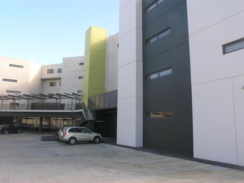 Kesh At Hudson Square - Accommodation QLD 3