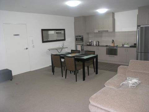 Kesh At Hudson Square - Accommodation QLD 35