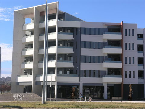 Kesh At Hudson Square - Accommodation QLD 6
