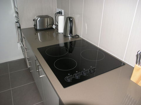 Kesh At Hudson Square - Accommodation QLD 25