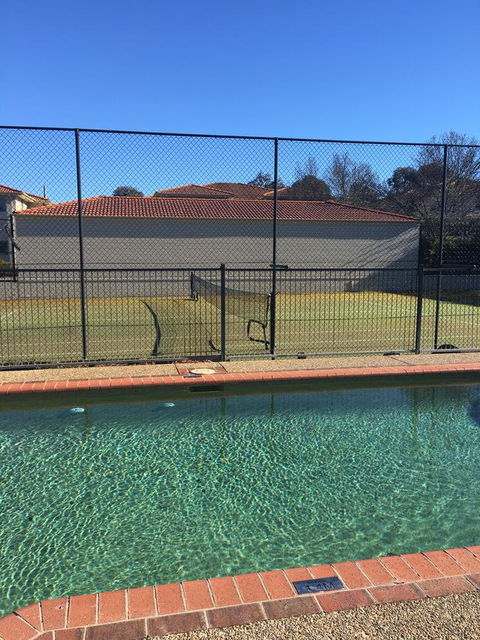 Finches Canberra - Accommodation QLD 34