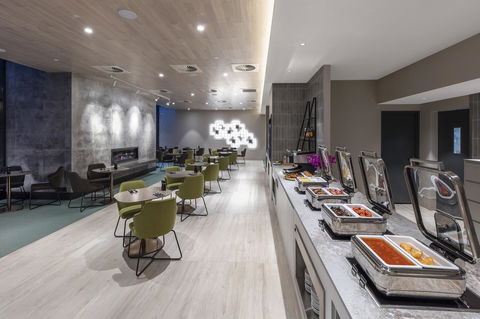 Deco Hotel Canberra - Accommodation QLD 2