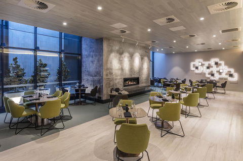 Deco Hotel Canberra - Accommodation QLD 1