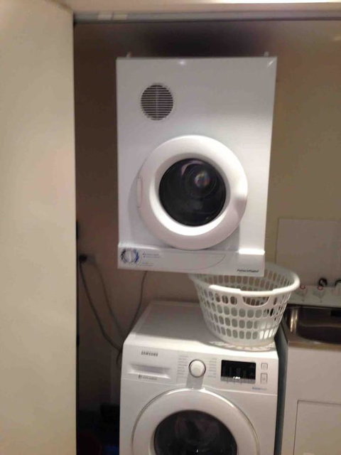 Spacious 1BR Stylish New Acton Apartment +Parking - Accommodation QLD 24