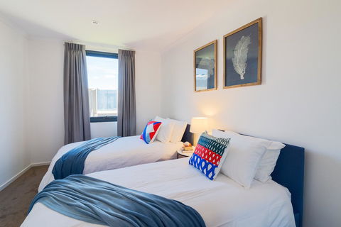 ALLARA CANBERRA - Accommodation QLD 7