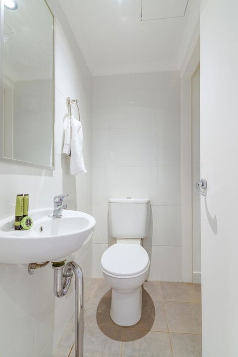 ALLARA CANBERRA - Accommodation QLD 12