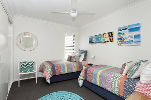 Mollymook Beachfront Penthouse 9 - Accommodation QLD 6