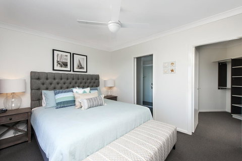 Mollymook Beachfront Penthouse 9 - Accommodation QLD 11