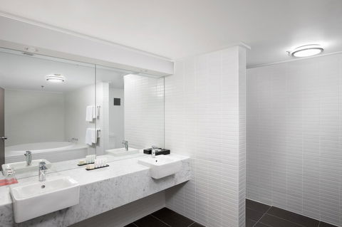 Rydges Canberra - Accommodation QLD 39