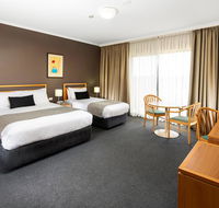 The Woden Hotel - Accommodation QLD