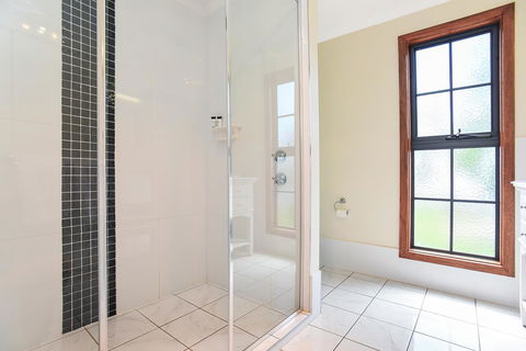 Wellington Courthouse - Accommodation QLD 20