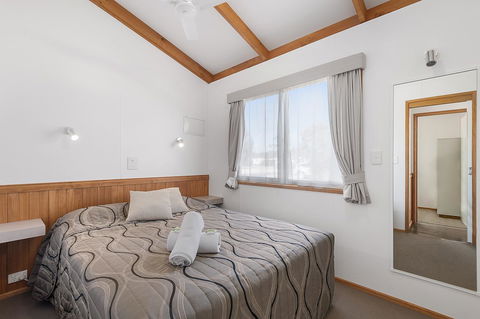 Port Broughton Tourist Park - Accommodation QLD 15