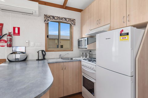 Port Broughton Tourist Park - Accommodation QLD 28