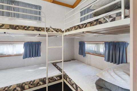 Port Broughton Tourist Park - Accommodation QLD 20