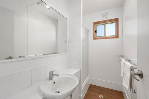 Port Broughton Tourist Park - Accommodation QLD 19