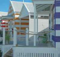 Beach Huts Middleton - Accommodation QLD