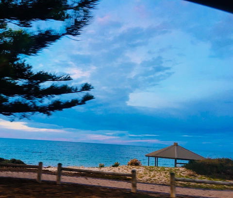 Crystal Blue Apartment - Accommodation QLD 27