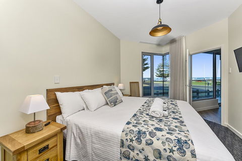 Bonnies Of Beachport - Accommodation QLD 18