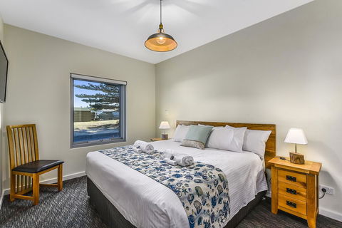 Bonnies Of Beachport - Accommodation QLD 12