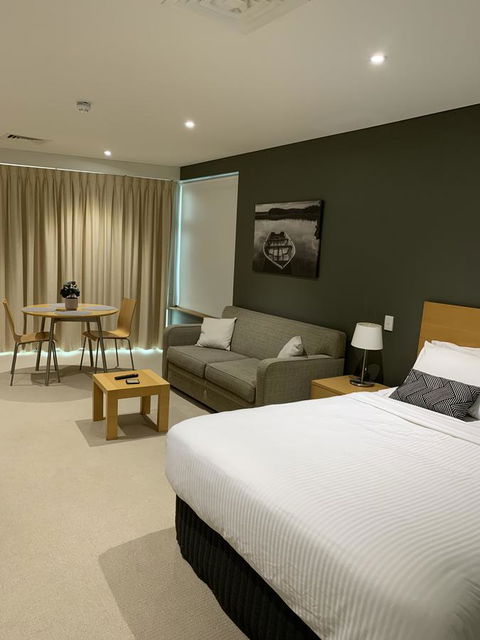 Wallaroo Marina Stayz - Accommodation QLD 6