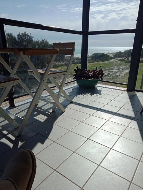 Blissful Beachfront Beachouse - Accommodation QLD 15