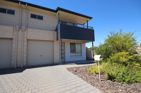 Wallaroo Marina Apartments - Accommodation QLD 32