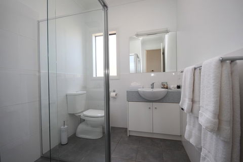 Wallaroo Marina Apartments - Accommodation QLD 29