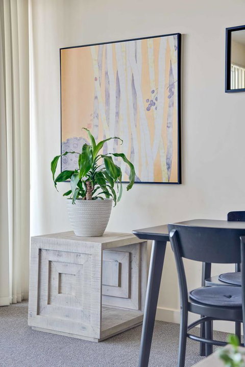 Port Adelaide Executive Waterfront Apartment - Accommodation QLD 14