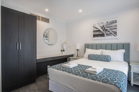 Marina Hotel - Accommodation QLD 22