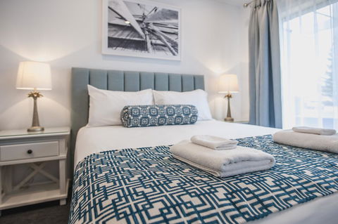 Marina Hotel - Accommodation QLD 23