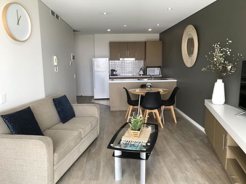 Ocean View Luxury Apartment & Suite - Accommodation QLD 38